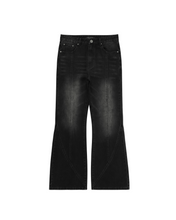 Charger l&#39;image dans la galerie, Shark Tooth Seamed Denim

